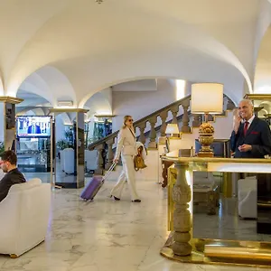 4* Отель Shangri-la By Omnia